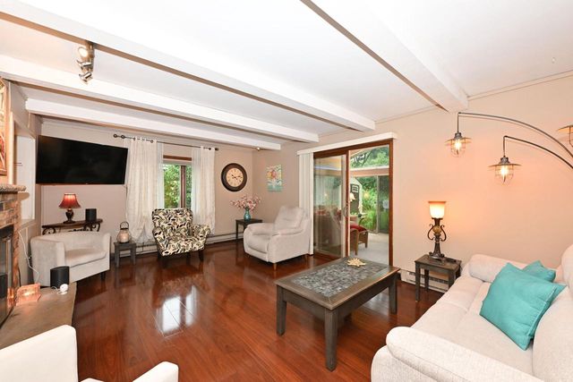 501 Cheyenne DRIVE, Waukesha, WI 53188