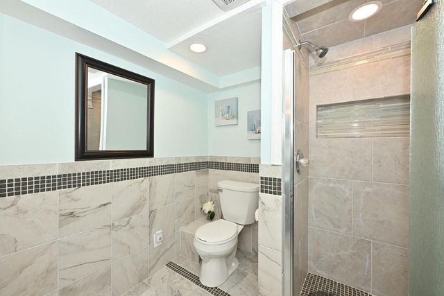 501 Cheyenne DRIVE, Waukesha, WI 53188