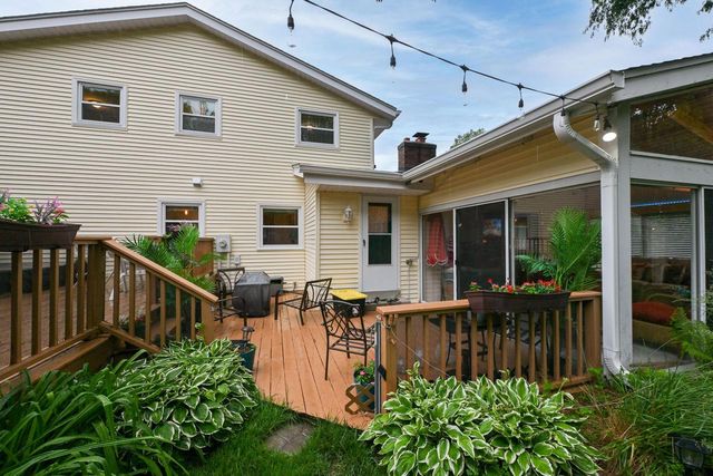 501 Cheyenne DRIVE, Waukesha, WI 53188