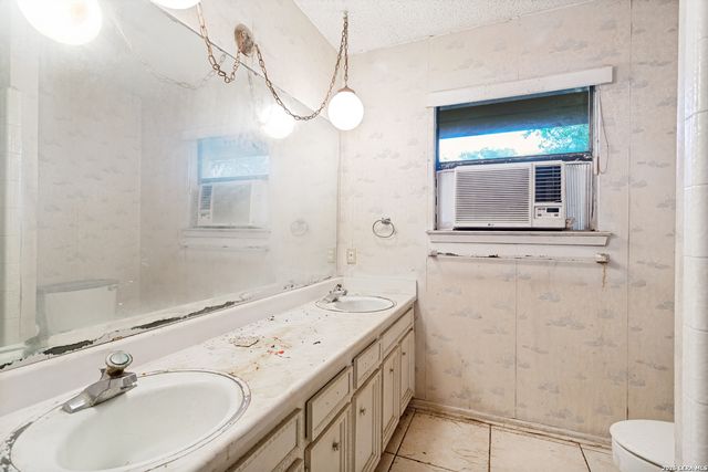 30725 ONION CRK, Bulverde, TX 78163
