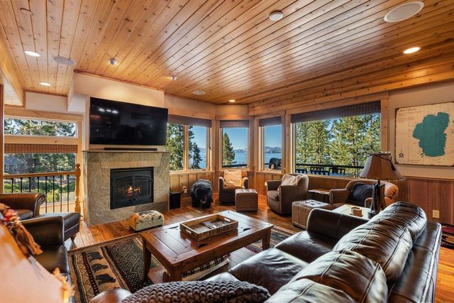 7211 North Lake Boulevard, Tahoe Vista, CA 96148