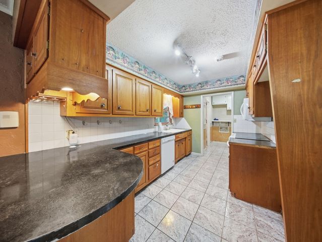 2411 S Mayfair Avenue, Springfield, MO 65804