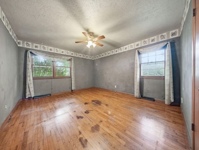 2411 S Mayfair Avenue, Springfield, MO 65804
