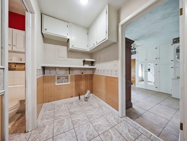2411 S Mayfair Avenue, Springfield, MO 65804