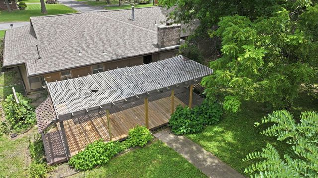 2411 S Mayfair Avenue, Springfield, MO 65804