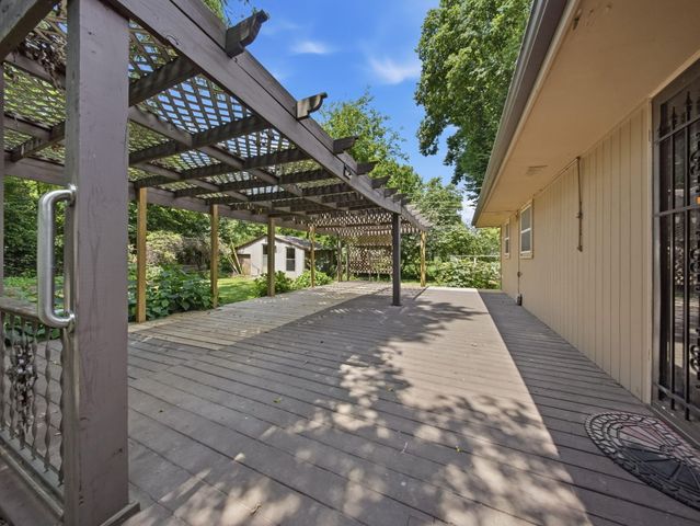 2411 S Mayfair Avenue, Springfield, MO 65804