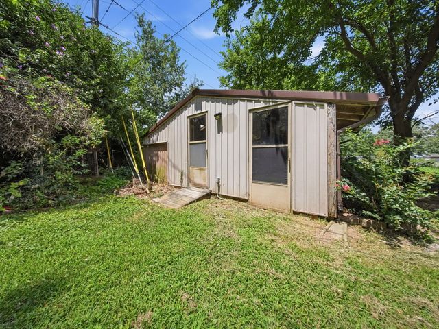 2411 S Mayfair Avenue, Springfield, MO 65804