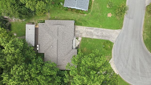 2411 S Mayfair Avenue, Springfield, MO 65804