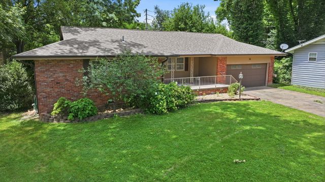 2411 S Mayfair Avenue, Springfield, MO 65804