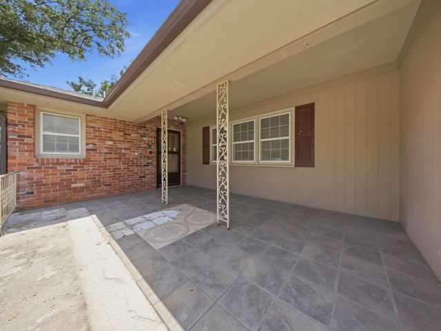 2411 S Mayfair Avenue, Springfield, MO 65804