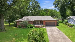 2411 S Mayfair Avenue, Springfield, MO 65804