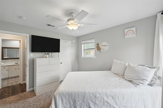 2108 Stonegate Drive N, Bedford, TX 76021