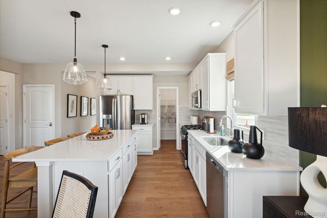 27148 Silo Drive, Saline, MI 48176