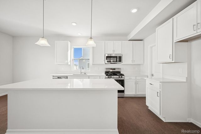 27148 Silo Drive, Saline, MI 48176