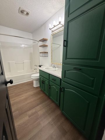 870 D Hodge Road, Cottonwood, AL 36320