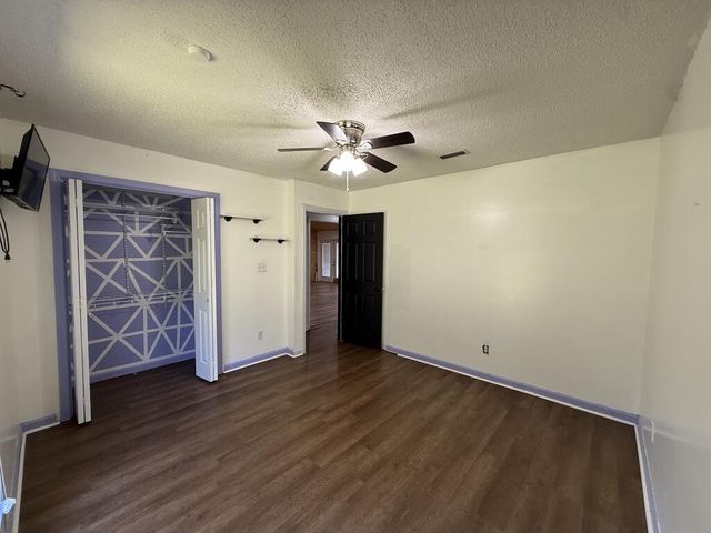 870 D Hodge Road, Cottonwood, AL 36320