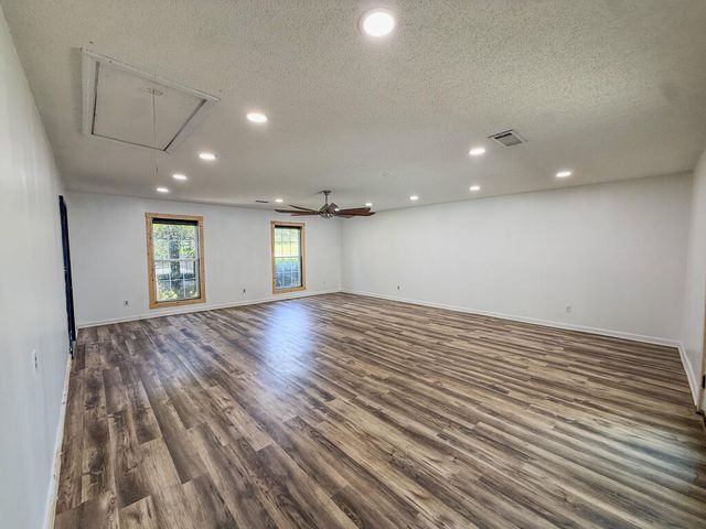 870 D Hodge Road, Cottonwood, AL 36320