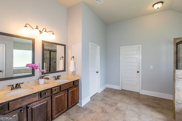 49 Bay Crest Court, Loganville, GA 30052