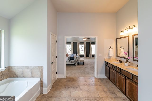 49 Bay Crest Court, Loganville, GA 30052