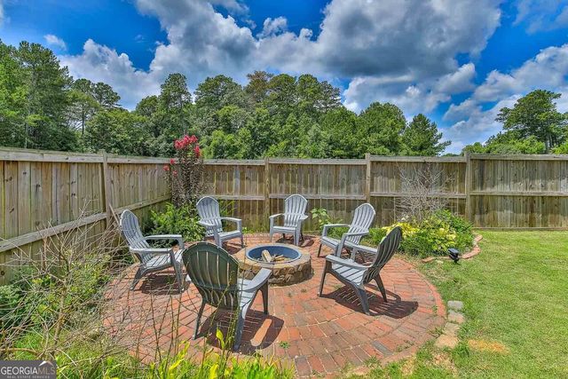 49 Bay Crest Court, Loganville, GA 30052