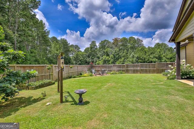 49 Bay Crest Court, Loganville, GA 30052