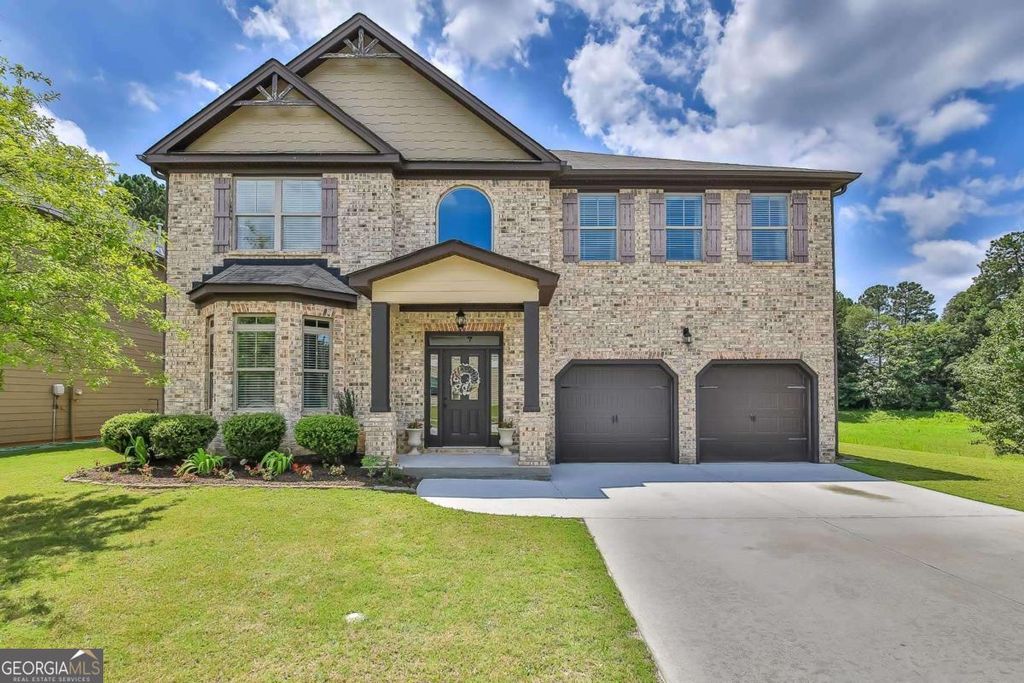 49 Bay Crest Court, Loganville, GA 30052