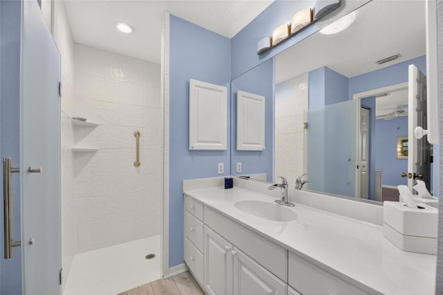 216 51ST STREET CIRCLE E, Palmetto, FL 34221
