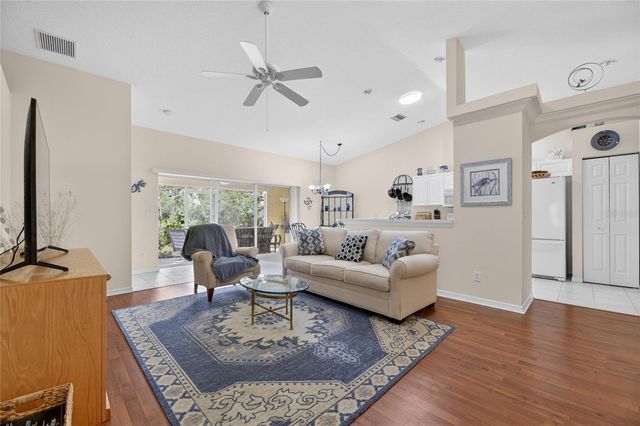 216 51ST STREET CIRCLE E, Palmetto, FL 34221