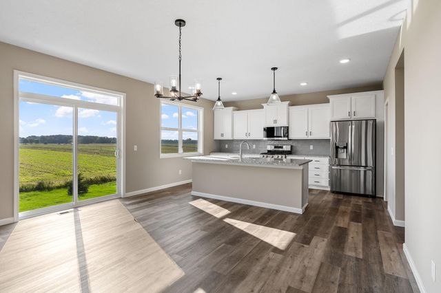 1739 Meadows Drive NE, East Bethel, MN 55011