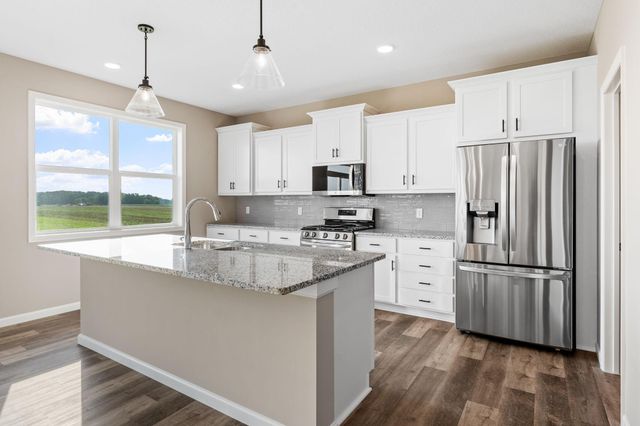 1739 Meadows Drive NE, East Bethel, MN 55011