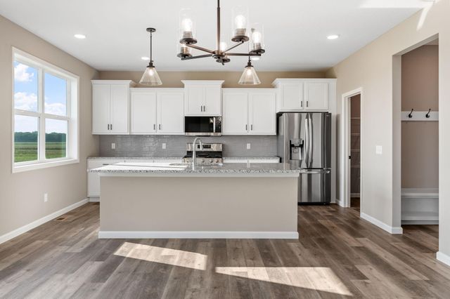 1739 Meadows Drive NE, East Bethel, MN 55011
