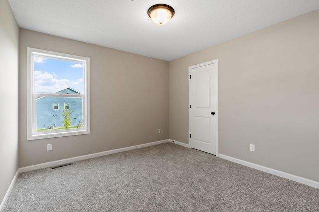 1739 Meadows Drive NE, East Bethel, MN 55011