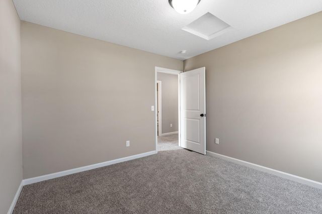 1739 Meadows Drive NE, East Bethel, MN 55011