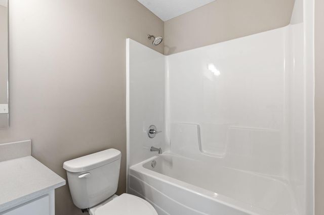 1739 Meadows Drive NE, East Bethel, MN 55011