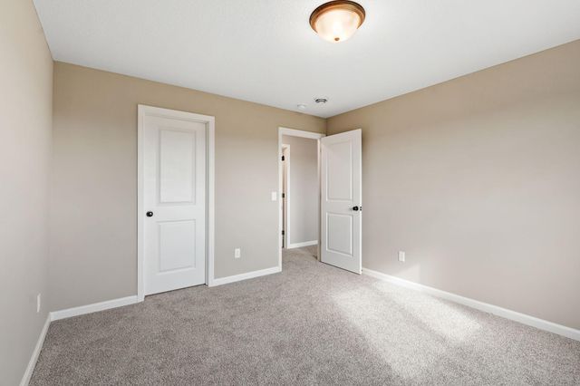 1739 Meadows Drive NE, East Bethel, MN 55011