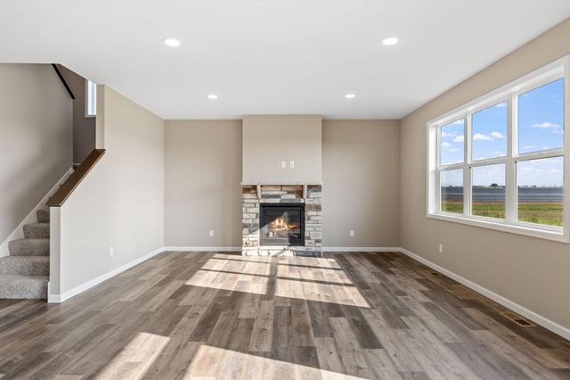 1739 Meadows Drive NE, East Bethel, MN 55011