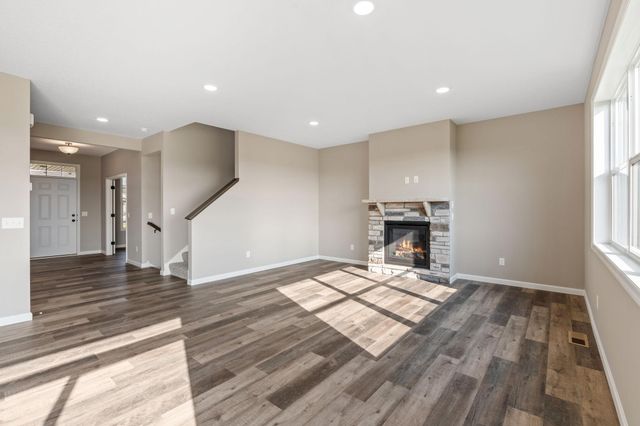 1739 Meadows Drive NE, East Bethel, MN 55011