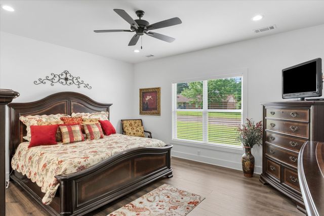 1024 Monte Carlo, Grand Saline, TX 75140