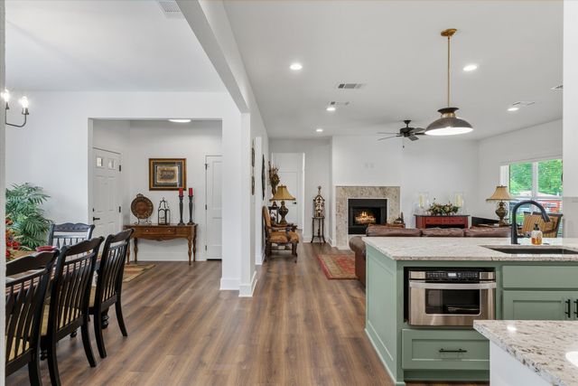 1024 Monte Carlo, Grand Saline, TX 75140