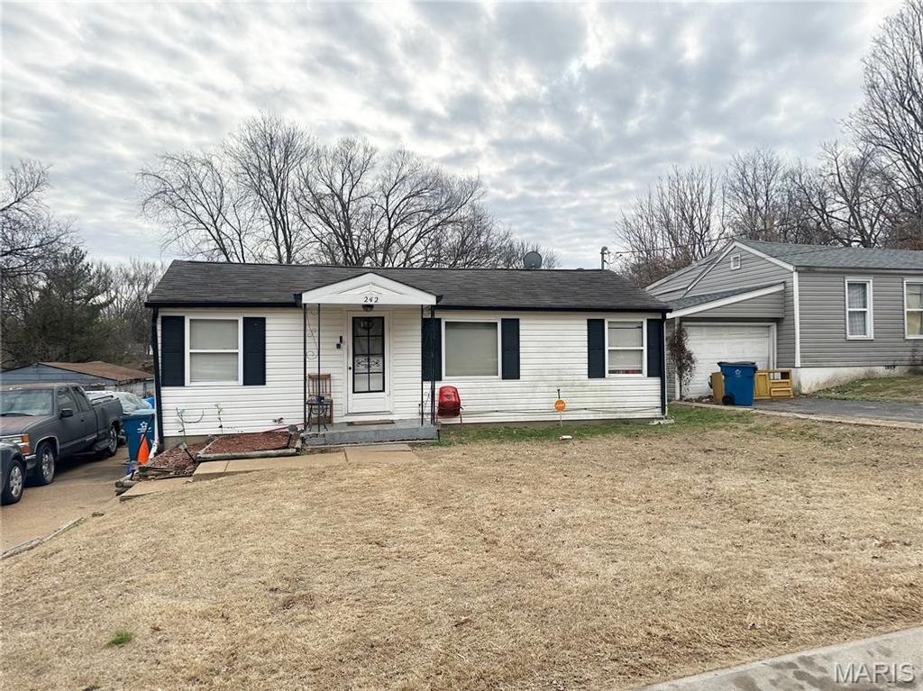242 Connolly Drive, St Louis, MO 63135