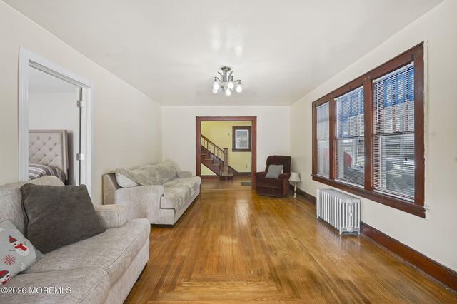 319 Broadway Road, Freehold, NJ 07728