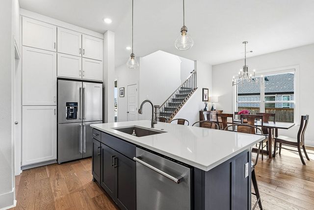 5200 SW Stanford Court, Bentonville, AR 72713