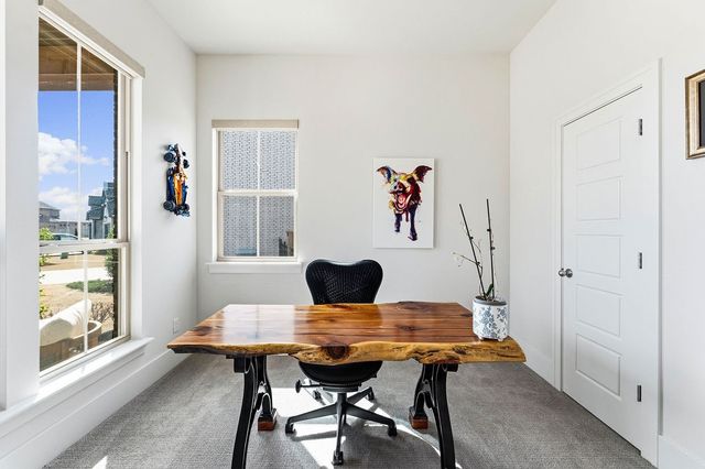 5200 SW Stanford Court, Bentonville, AR 72713