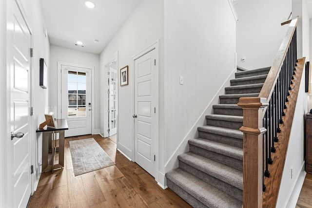 5200 SW Stanford Court, Bentonville, AR 72713