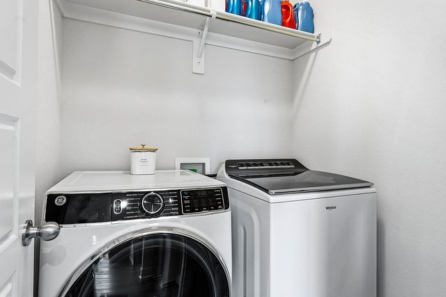 5200 SW Stanford Court, Bentonville, AR 72713