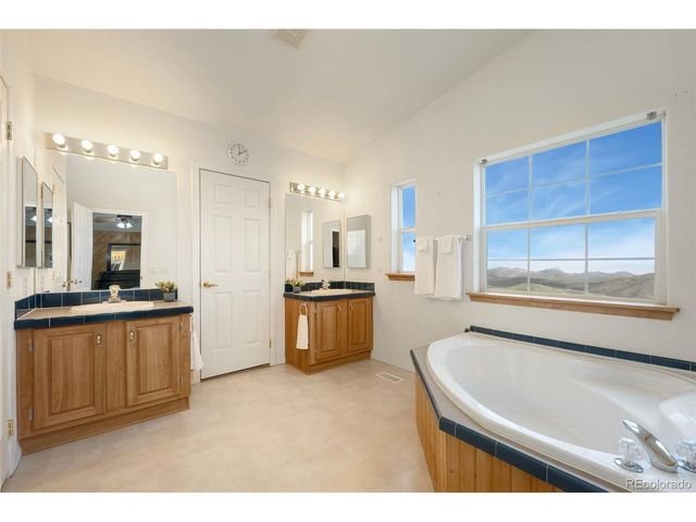 132 Singing Pines Ct, Livermore, CO 80536