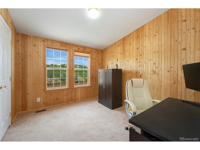 132 Singing Pines Ct, Livermore, CO 80536