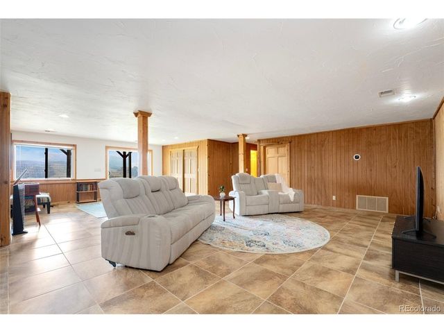 132 Singing Pines Ct, Livermore, CO 80536