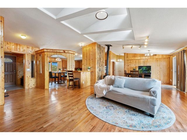 132 Singing Pines Ct, Livermore, CO 80536