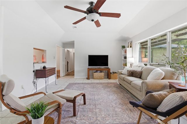 5043 Whispering Falls Drive, Houston, TX 77084